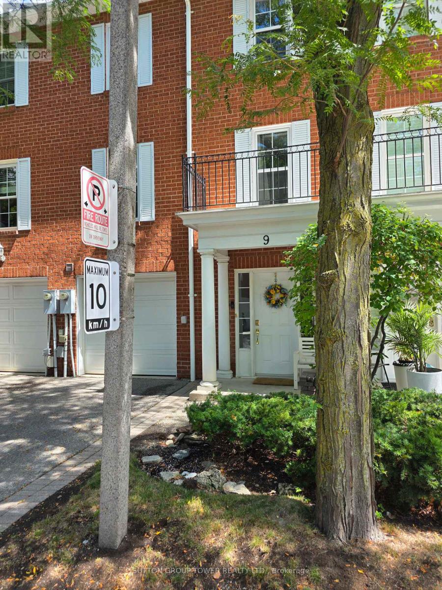 9 - 9 Stornwood Court, Brampton, Ontario  L6W 4H5 - Photo 2 - W13640508