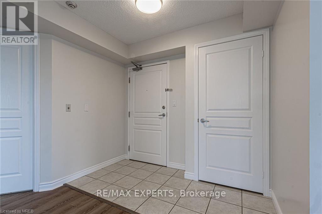 605 - 300 Ray Lawson Boulevard, Brampton, Ontario  L6Y 5H5 - Photo 2 - W13637268