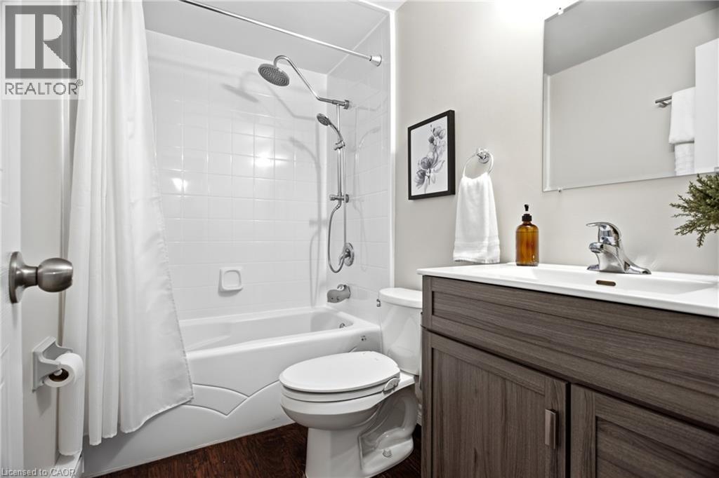 544 Drummerhill Crescent, Waterloo, Ontario  N2T 1G4 - Photo 33 - 40852805
