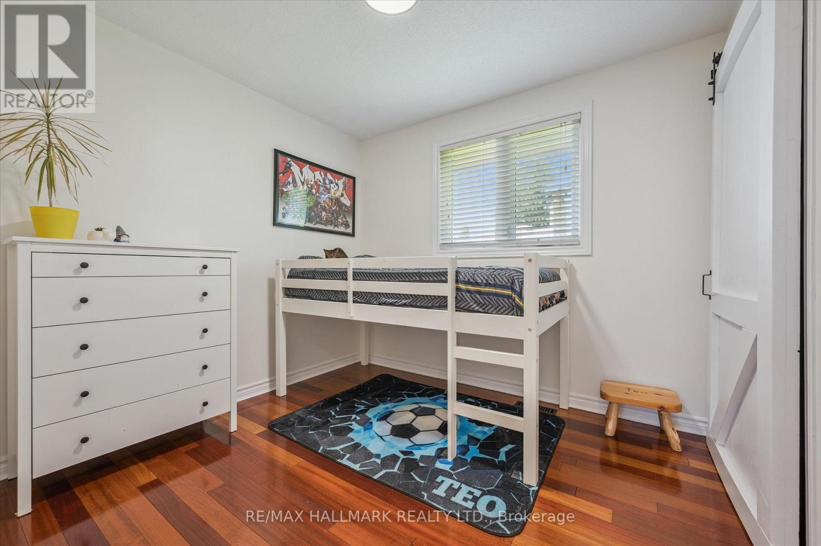 32 Warwick Court, Kitchener, Ontario  N2E 2P1 - Photo 14 - X13640254