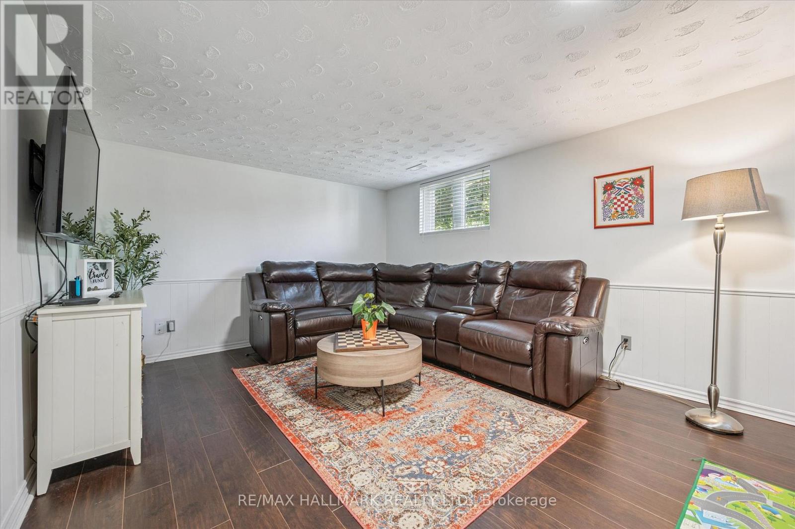 32 Warwick Court, Kitchener, Ontario  N2E 2P1 - Photo 20 - X13640254