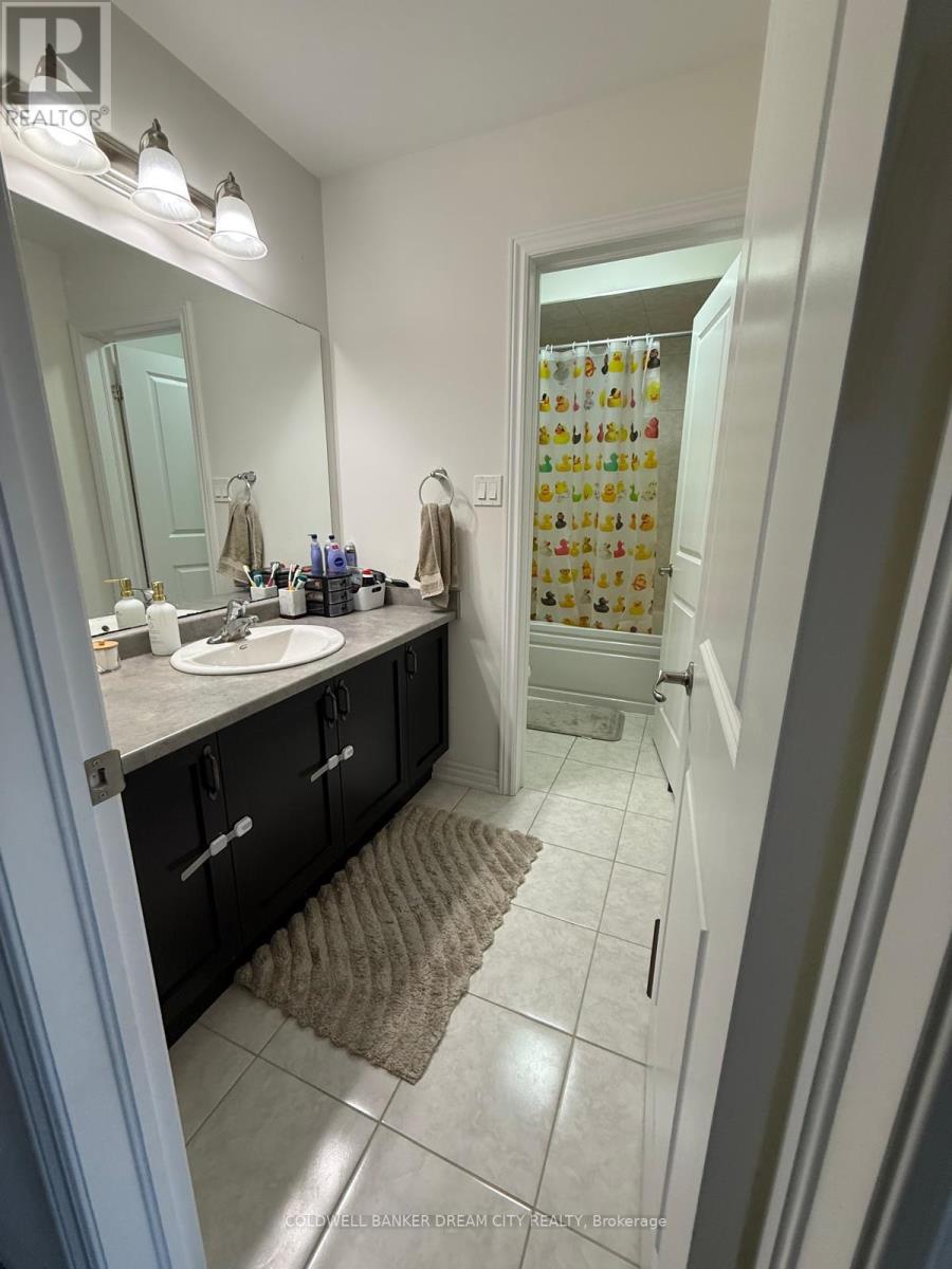 8 Moriarity Drive, Brant, Ontario  N3L 0K4 - Photo 11 - X13640282
