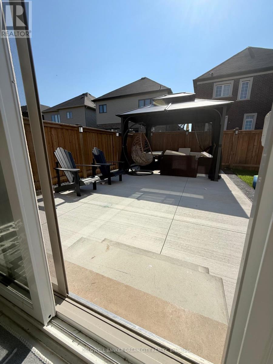 8 Moriarity Drive, Brant, Ontario  N3L 0K4 - Photo 15 - X13640282