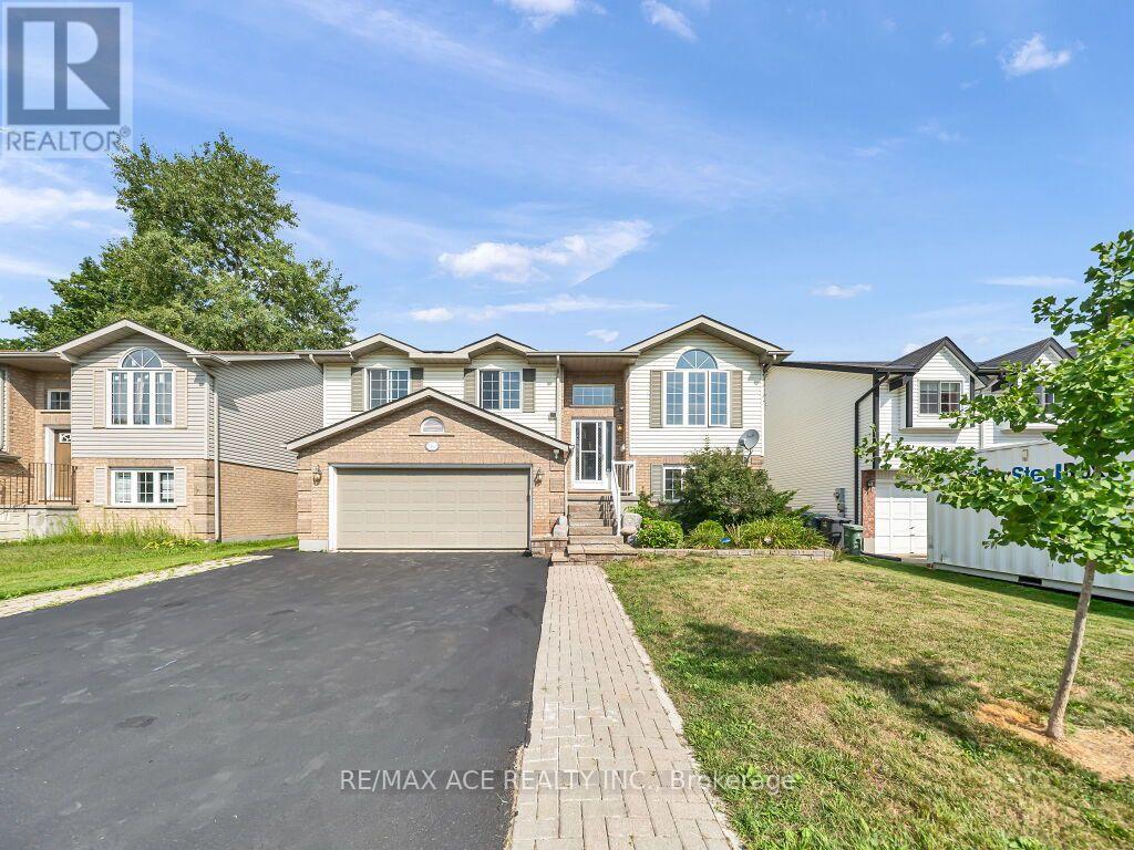 46 Mclachlan Place, Guelph, Ontario N1H 8K4 - Photo 3 - X13640320