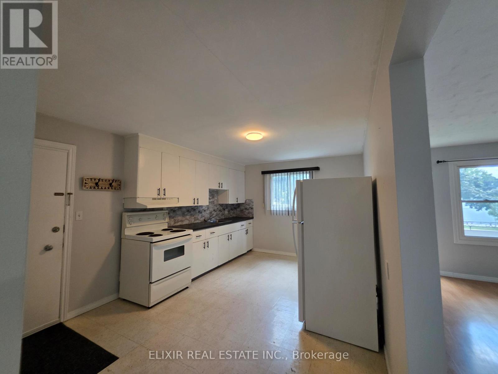 3 - 362 Grey Street, Brantford, Ontario  N3S 4X4 - Photo 3 - X13640506