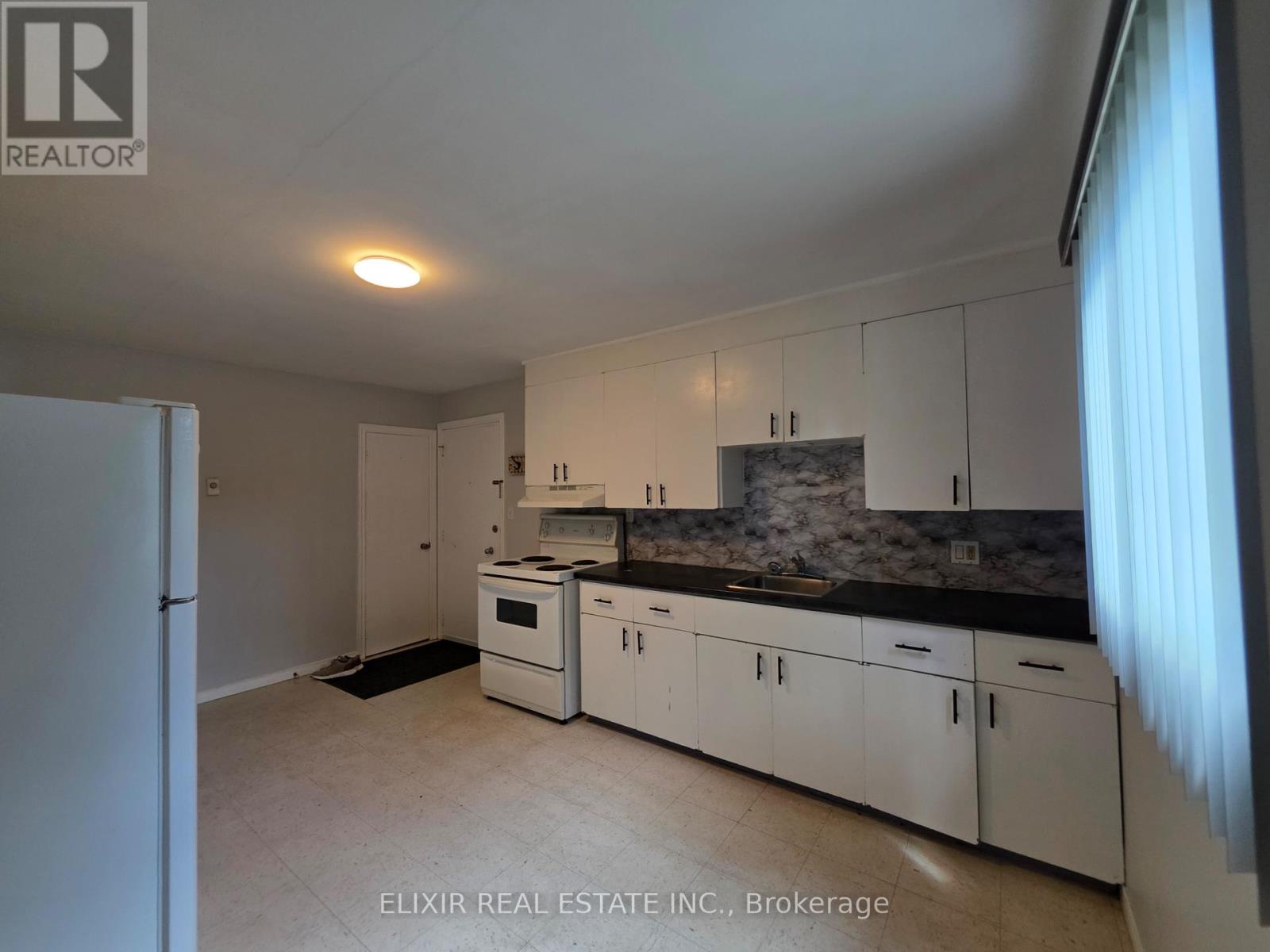 3 - 362 Grey Street, Brantford, Ontario  N3S 4X4 - Photo 4 - X13640506