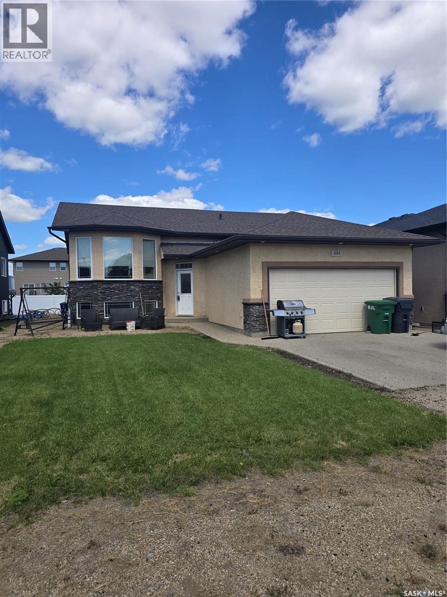 444 5th Avenue, Pilot Butte, Saskatchewan  S0G 3Z0 - Photo 2 - SK044577