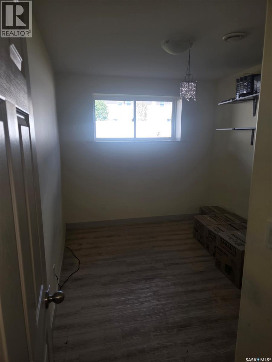444 5th Avenue, Pilot Butte, Saskatchewan  S0G 3Z0 - Photo 22 - SK044577