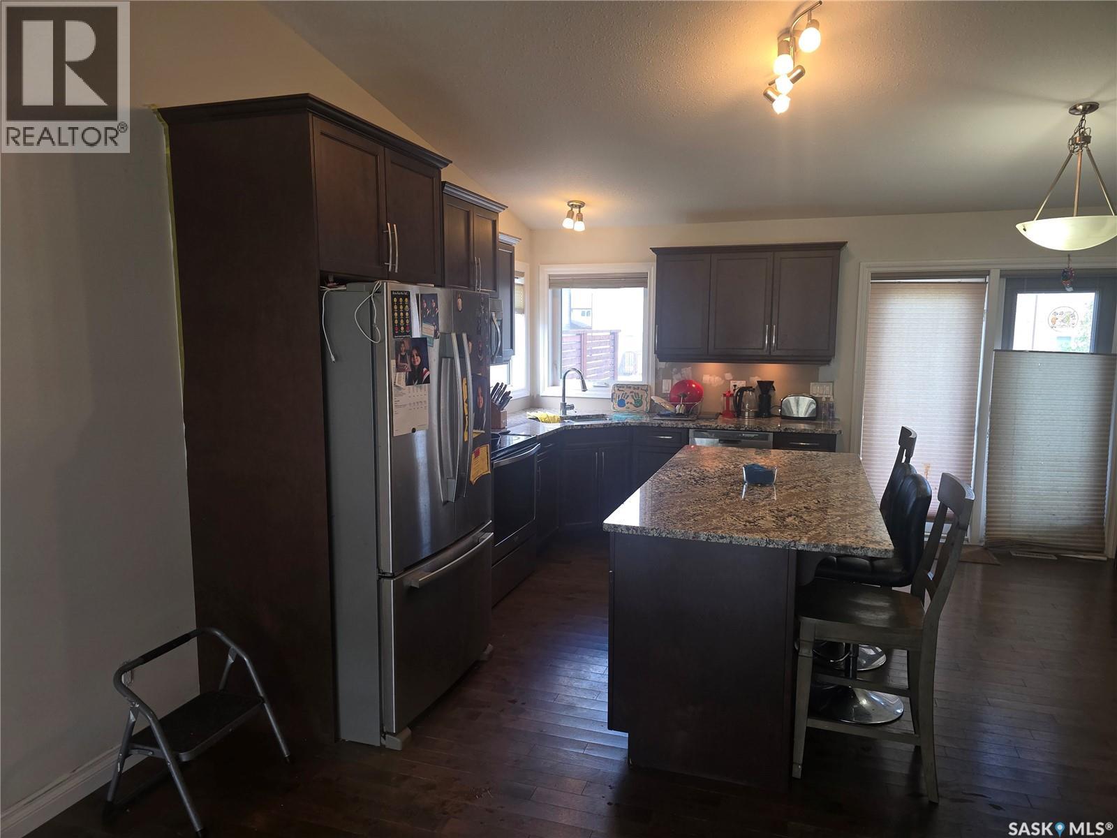 444 5th Avenue, Pilot Butte, Saskatchewan  S0G 3Z0 - Photo 6 - SK044577