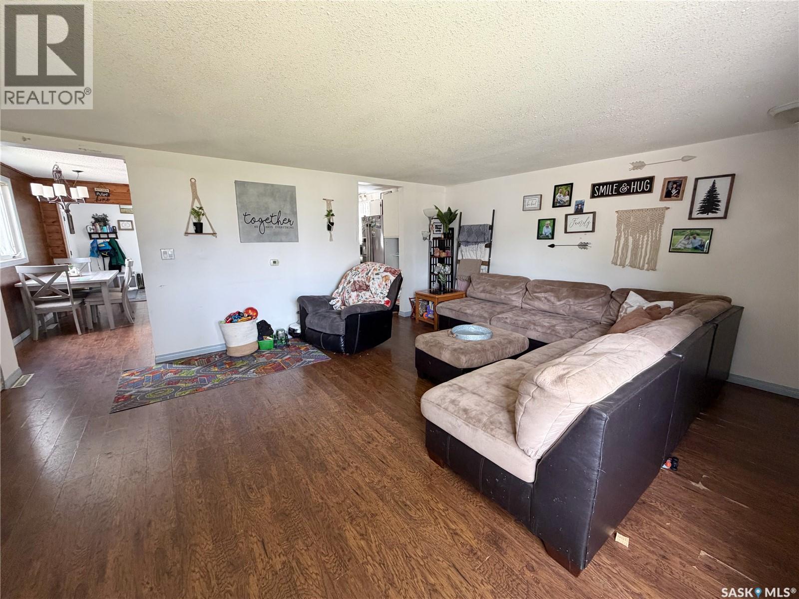 811 Mcnaughton Street, Moosomin, Saskatchewan  S0G 3N0 - Photo 18 - SK044547