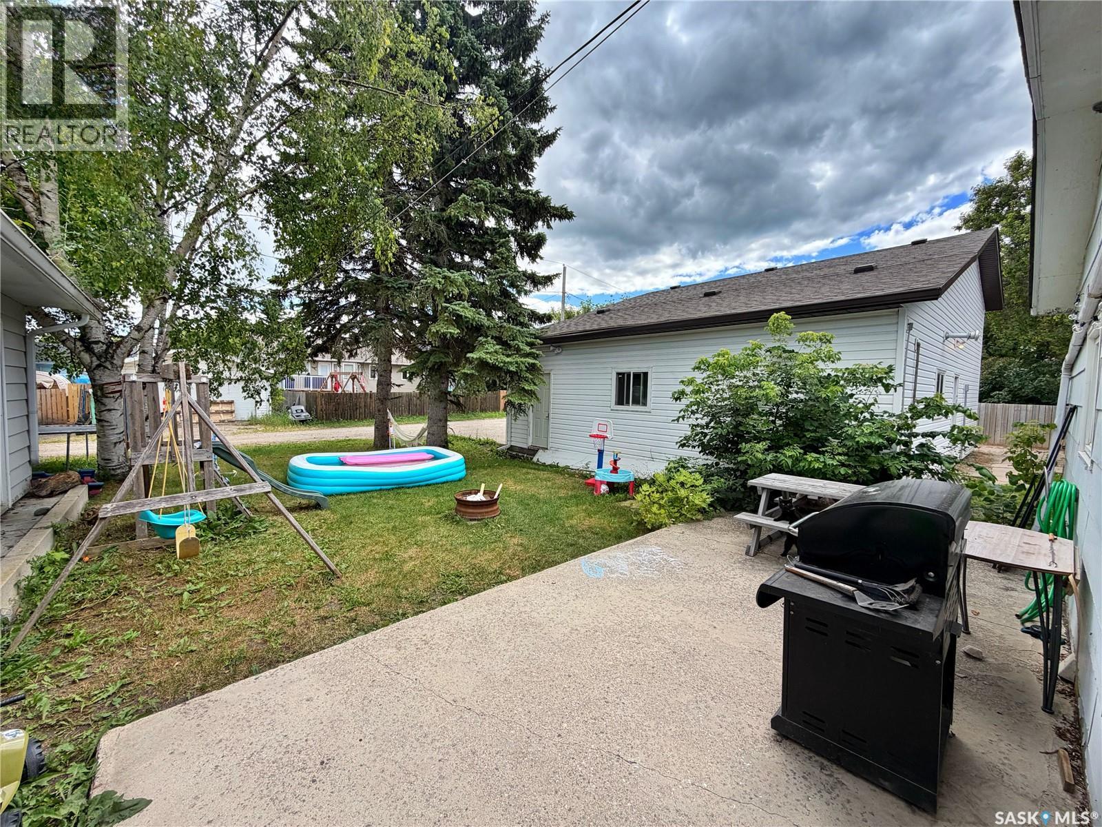 811 Mcnaughton Street, Moosomin, Saskatchewan  S0G 3N0 - Photo 2 - SK044547