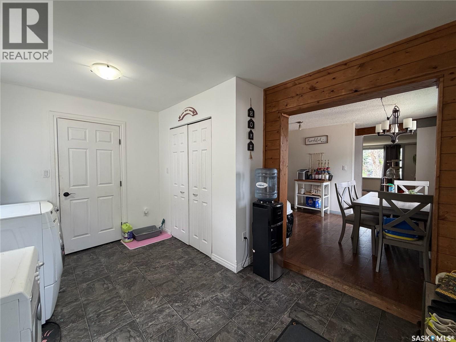 811 Mcnaughton Street, Moosomin, Saskatchewan  S0G 3N0 - Photo 3 - SK044547