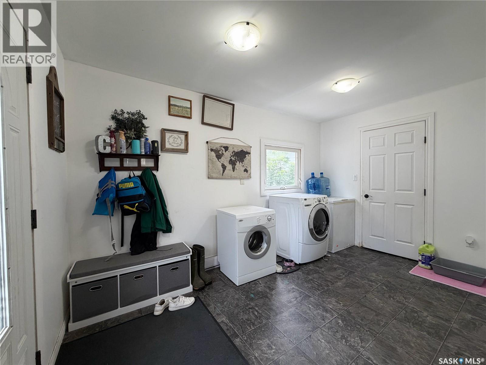 811 Mcnaughton Street, Moosomin, Saskatchewan  S0G 3N0 - Photo 4 - SK044547