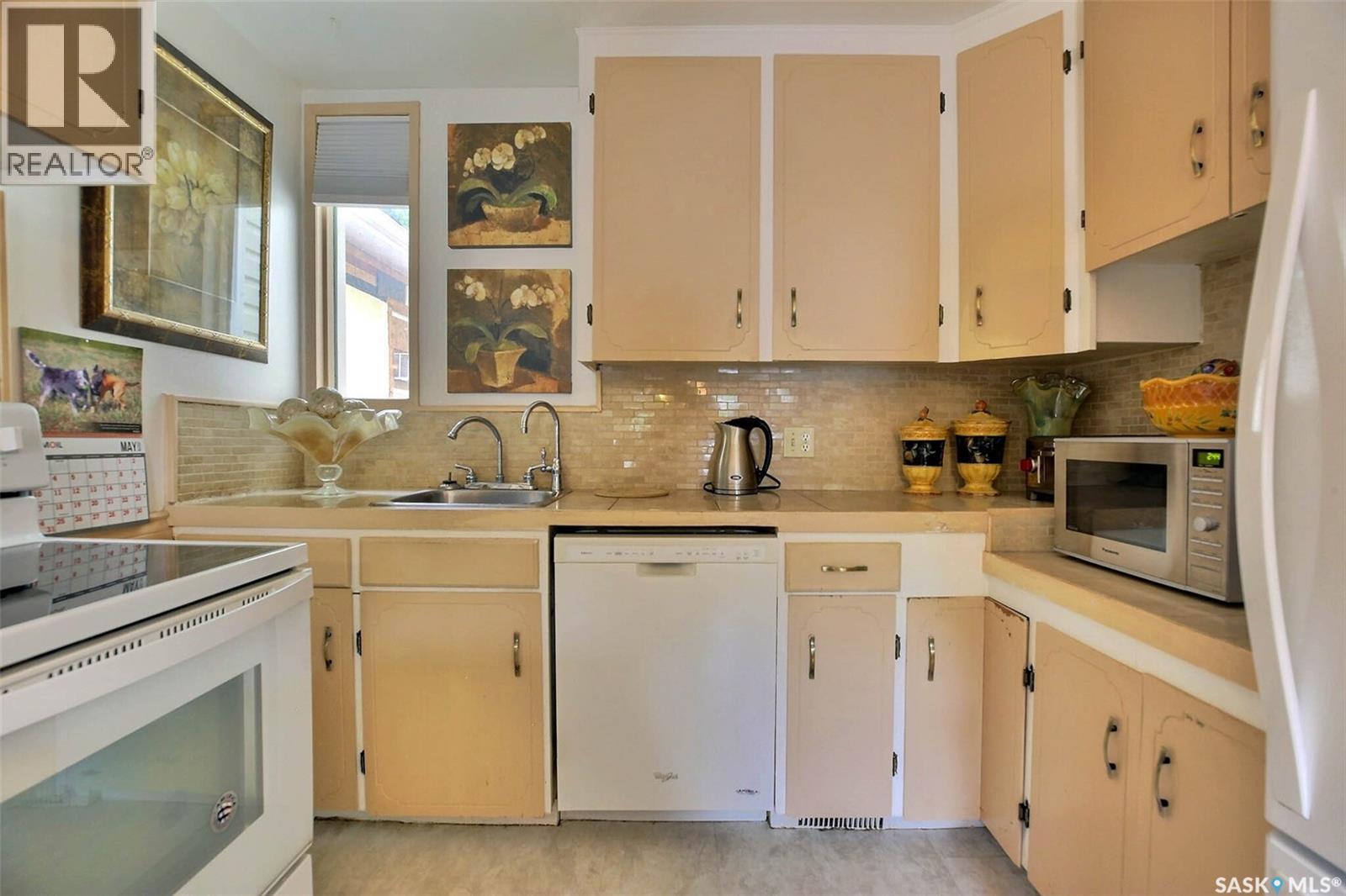 2153 Elliott Street, Regina, Saskatchewan  S4N 3H1 - Photo 16 - SK044546