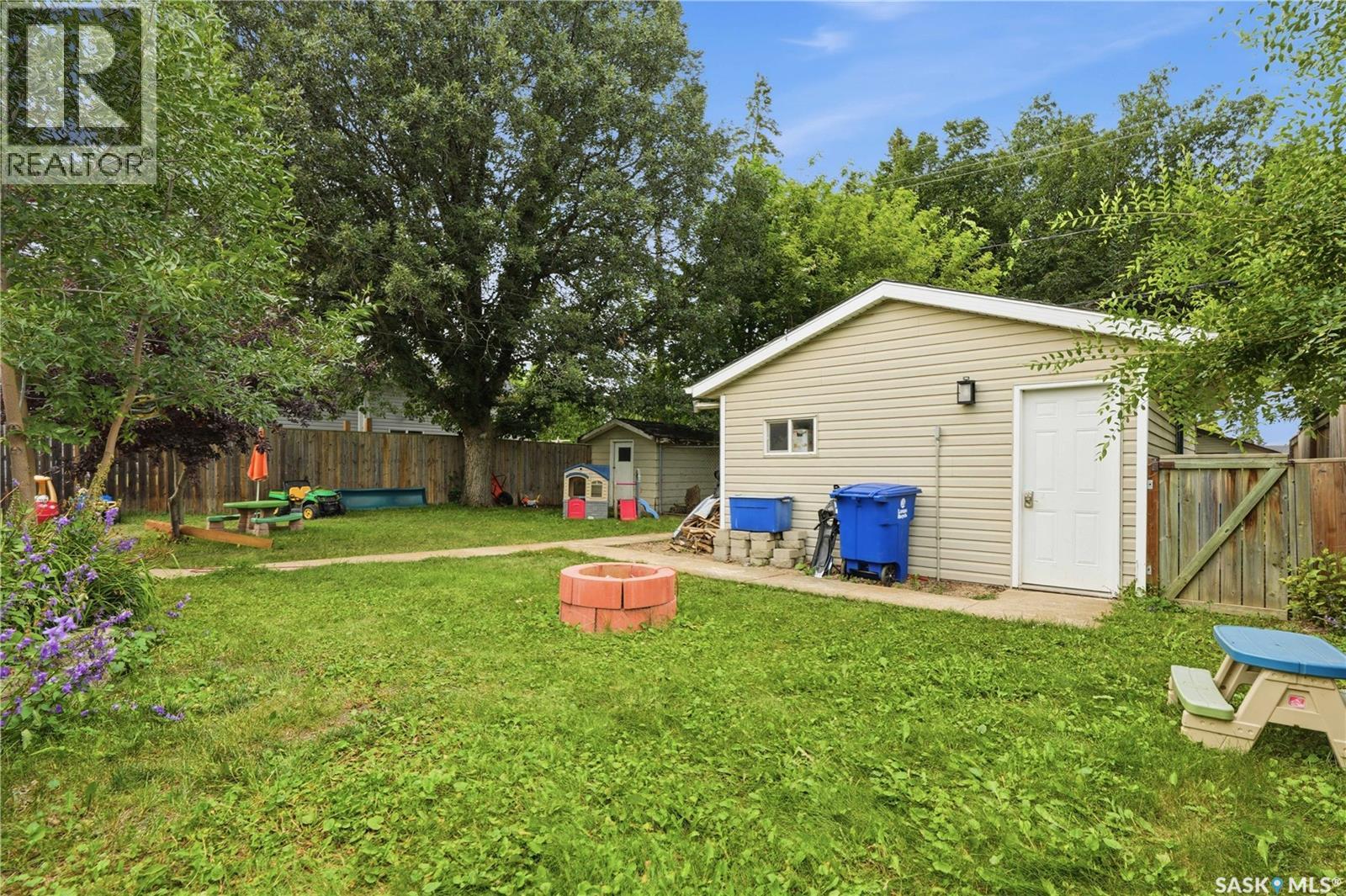 111 3rd Street, Hague, Saskatchewan  S0K 1X0 - Photo 31 - SK044531