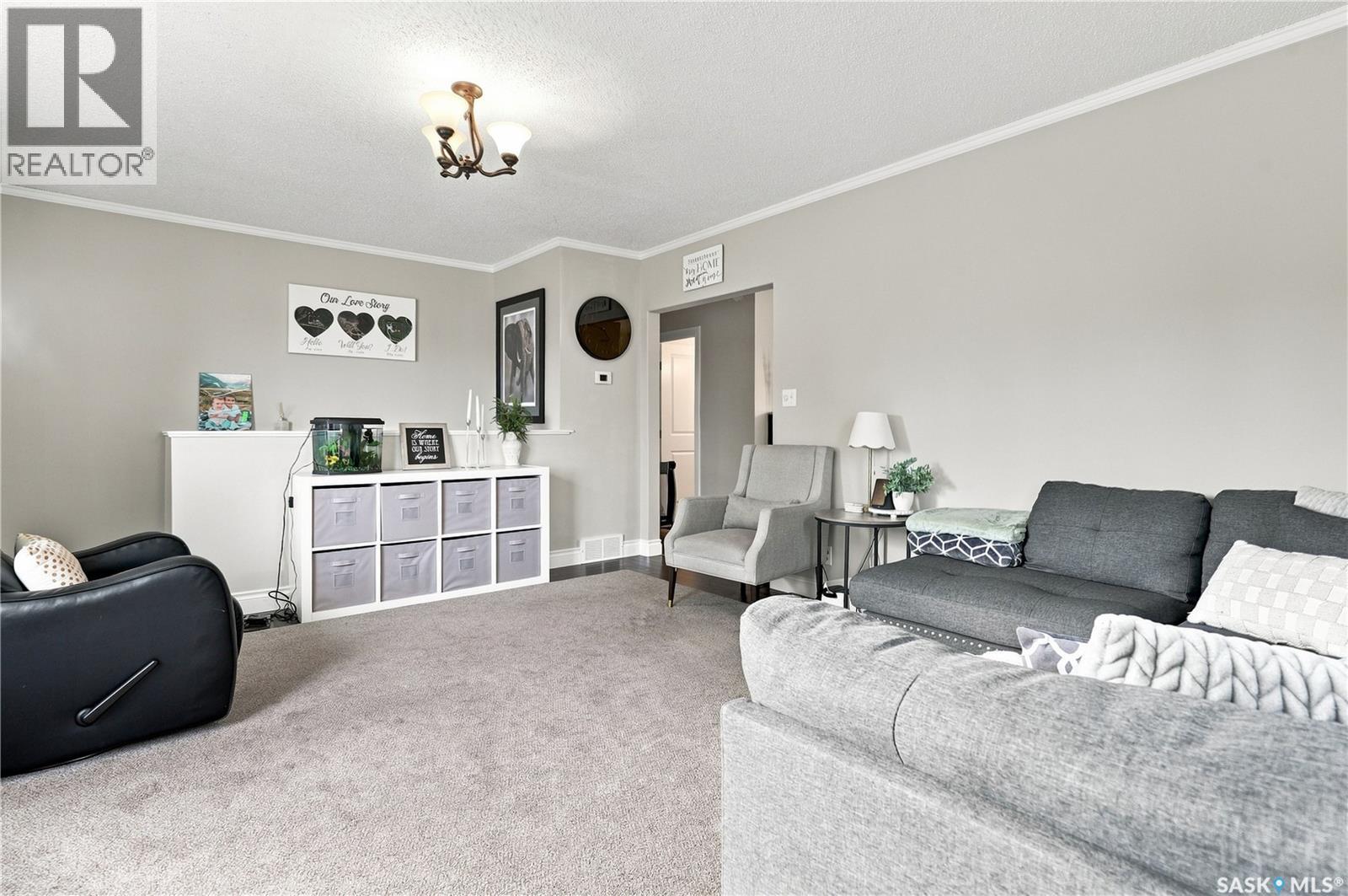 111 3rd Street, Hague, Saskatchewan  S0K 1X0 - Photo 6 - SK044531