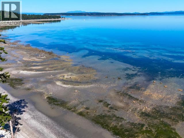 1630 Savary Island Rd, Savary Island, British Columbia   - Photo 12 - 19545