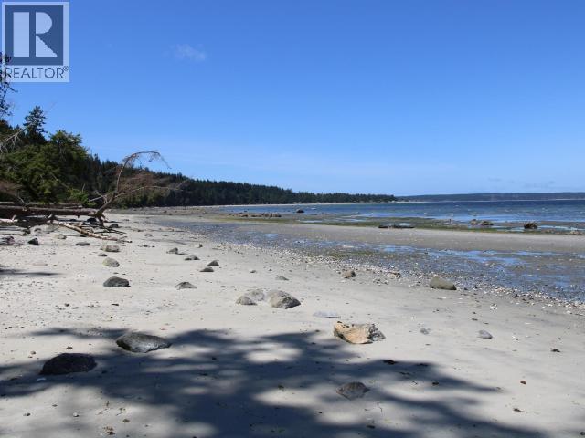 1630 Savary Island Rd, Savary Island, British Columbia   - Photo 18 - 19545