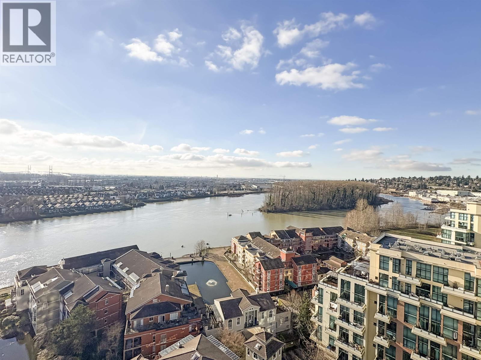 2004 1 Renaissance Square, New Westminster, British Columbia  V3M 0B6 - Photo 2 - R3125255