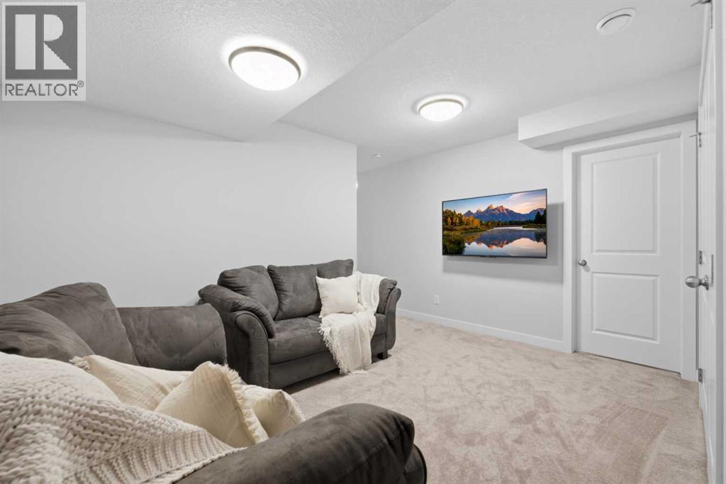535 Canals Crossing SW, Airdrie, Alberta  T4B 4L3 - Photo 32 - A2323313