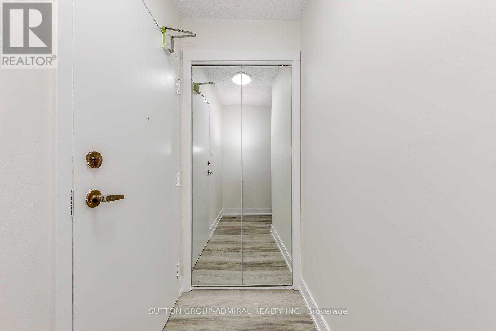406 - 633 Bay Street, Toronto, Ontario  M5G 2G4 - Photo 6 - C13630696