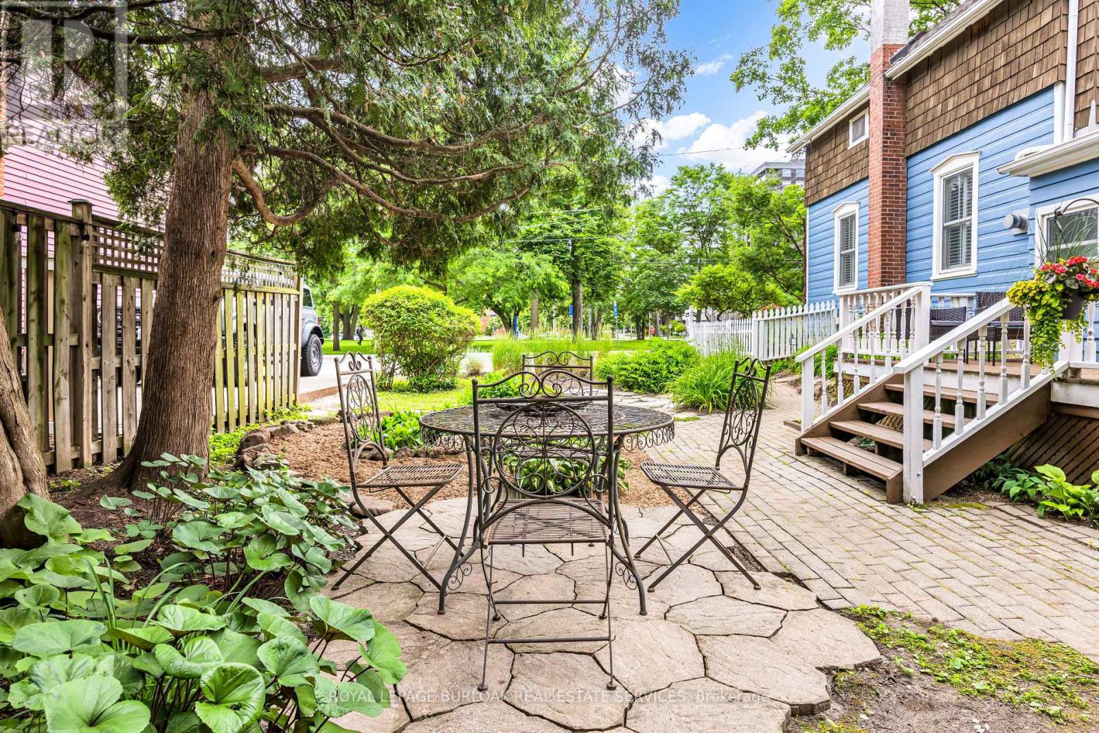455 Nelson Avenue, Burlington, Ontario  L7S 1N3 - Photo 4 - W13459360