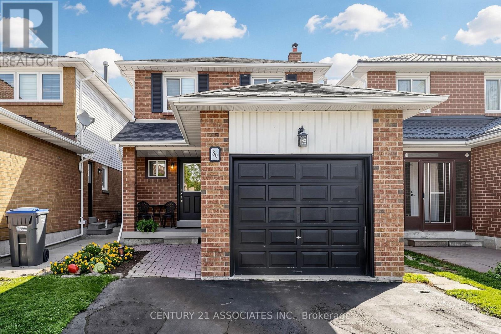 80 Stephensen Court, Brampton, Ontario  L6V 3X8 - Photo 3 - W13632372