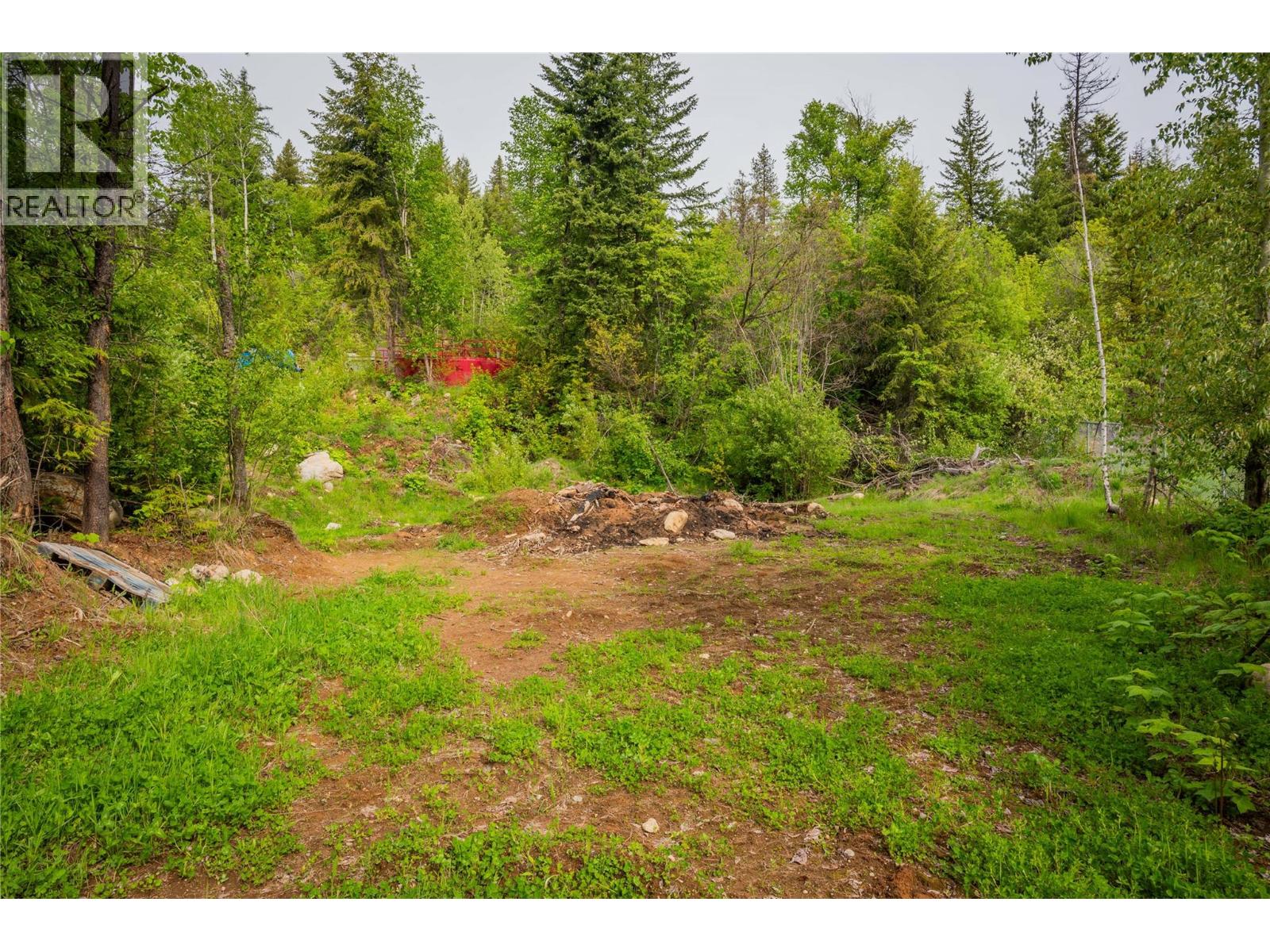 1682 Circle Road, Castlegar, British Columbia V1N 4W1 - Photo 11 - 10396470