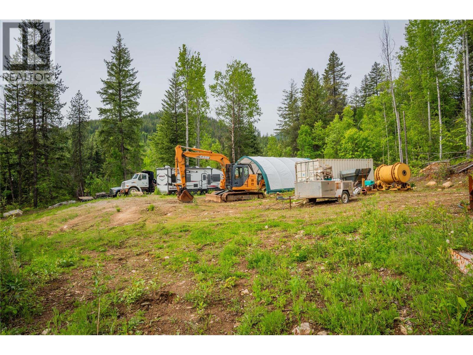1682 Circle Road, Castlegar, British Columbia V1N 4W1 - Photo 19 - 10396470