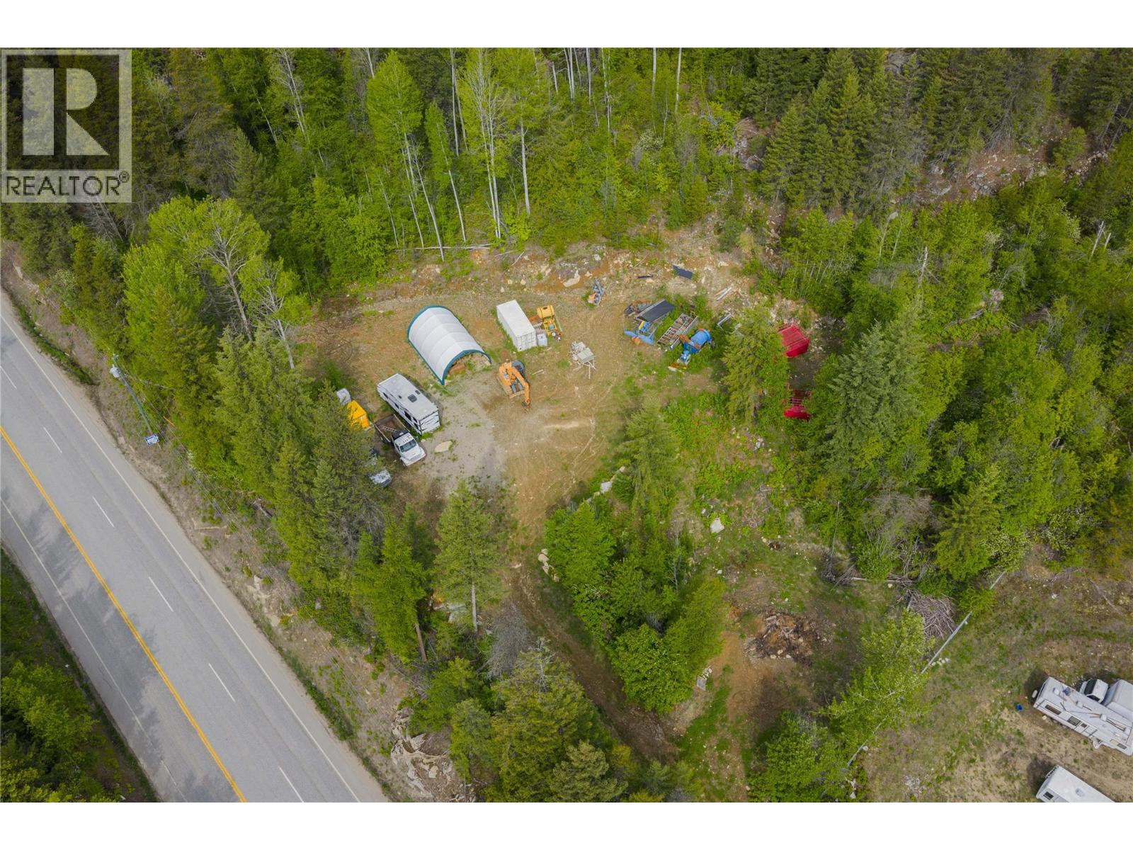 1682 Circle Road, Castlegar, British Columbia V1N 4W1 - Photo 2 - 10396470