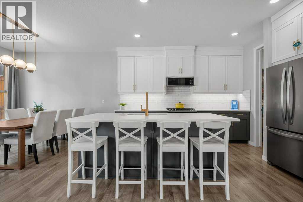 114 Crestbrook Way SW, Calgary, Alberta  T3B 6H1 - Photo 9 - A2333161