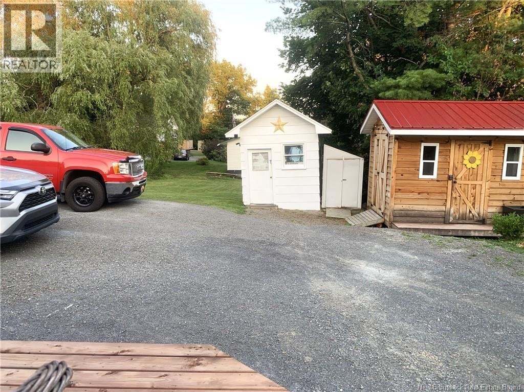 330 Clark Street, Fredericton, New Brunswick  E3A 2X2 - Photo 15 - NB145364