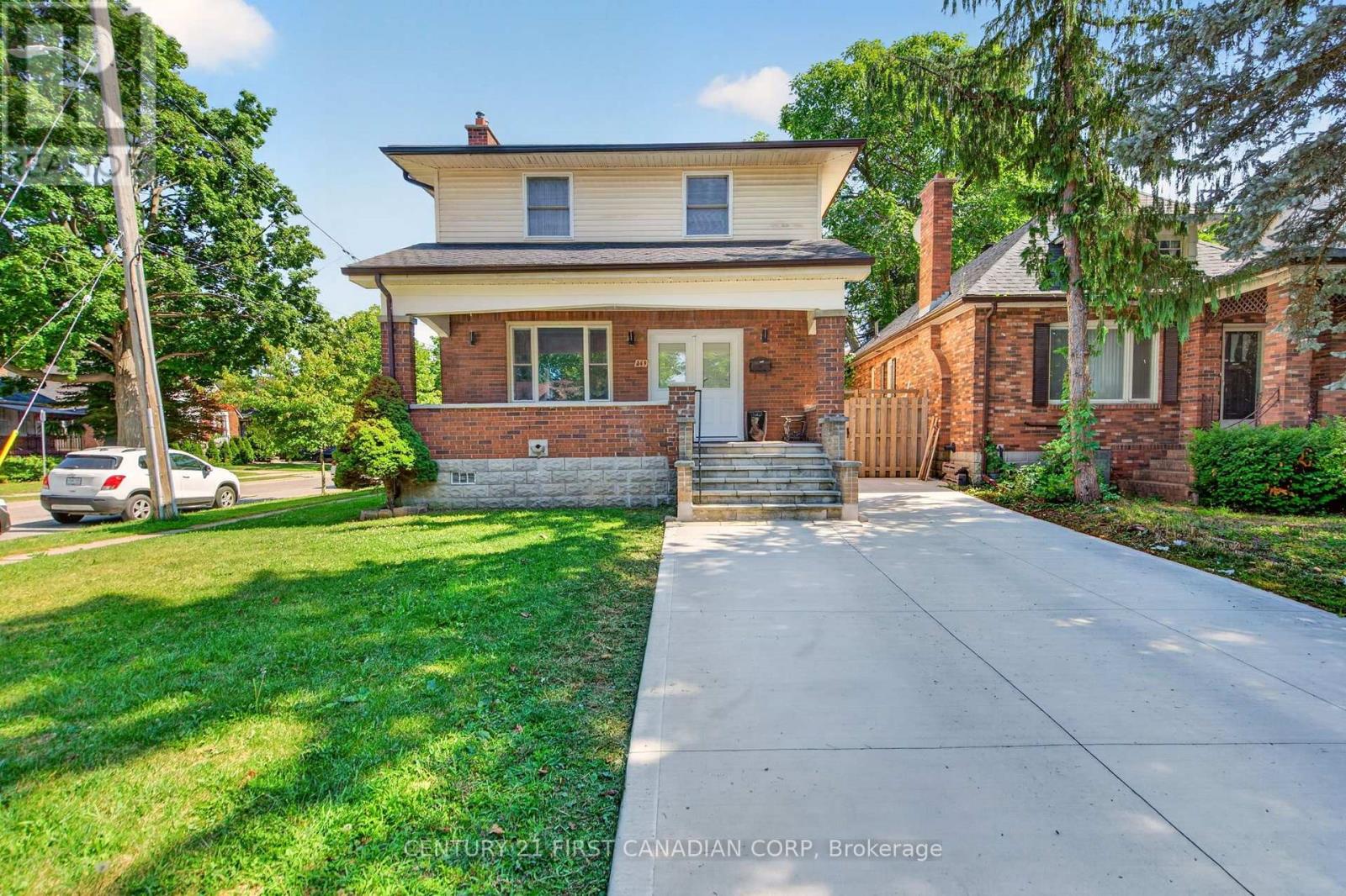 569 Cheapside Street, London East, Ontario  N5Y 3X7 - Photo 2 - X13640552