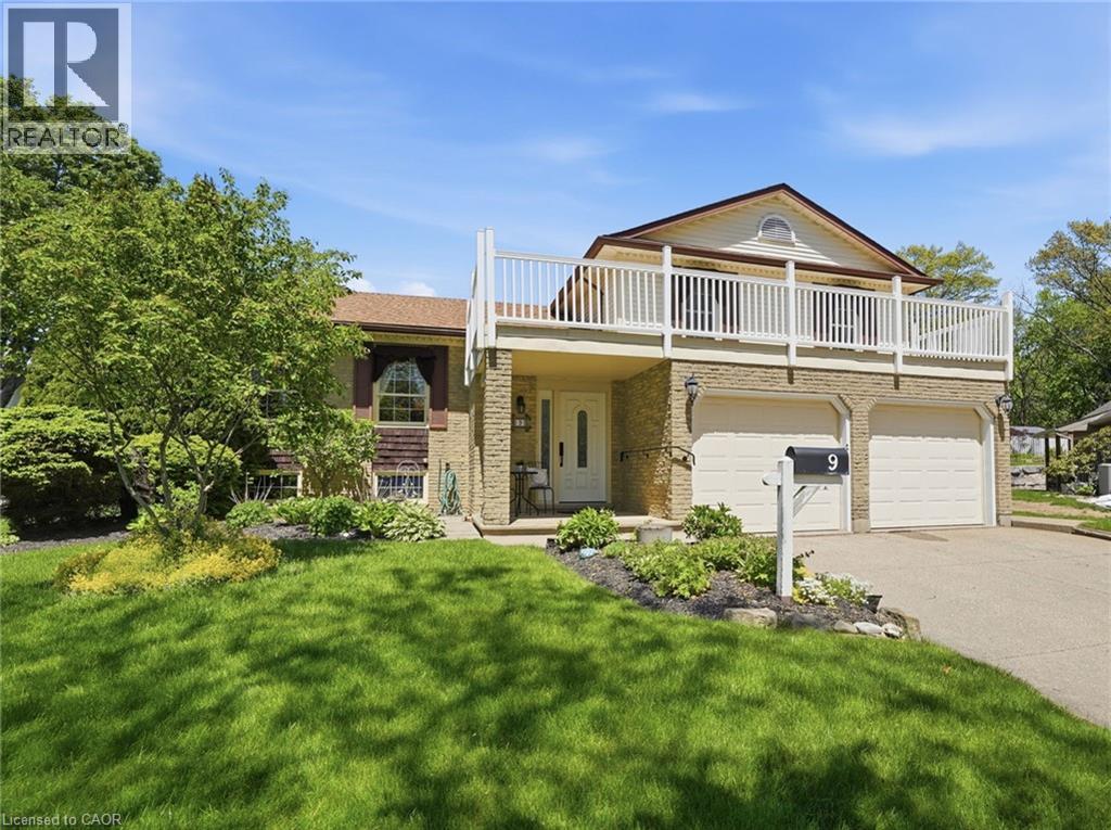 9 Magnolia Court, Fonthill, Ontario  L3E 0H5 - Photo 2 - 40829761