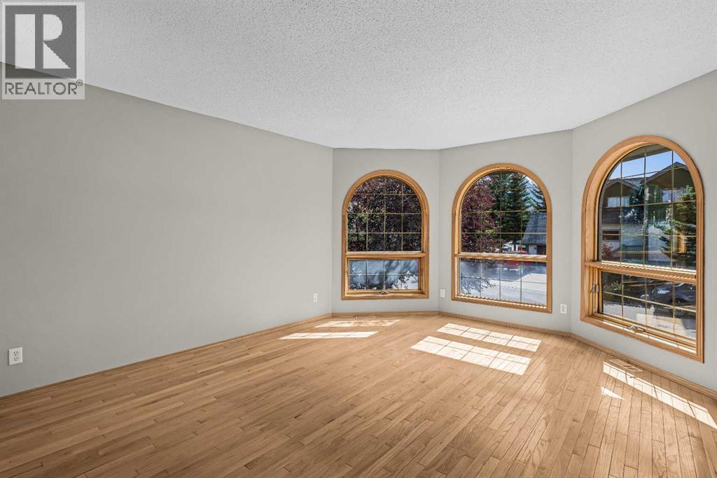522 Grotto Road, Canmore, Alberta  T1W 1J2 - Photo 13 - A2333200