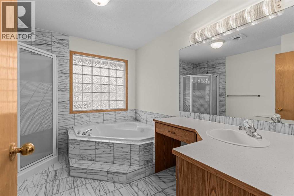 522 Grotto Road, Canmore, Alberta  T1W 1J2 - Photo 20 - A2333200