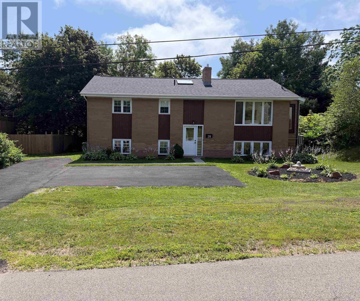 28 Mackay Drive, Charlottetown, Prince Edward Island  C1A 5W3 - Photo 29 - 202619614