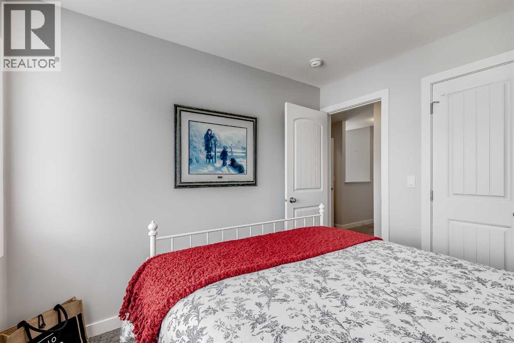 565 Midtown Street SW, Airdrie, Alberta  T4B 4E2 - Photo 21 - A2317044