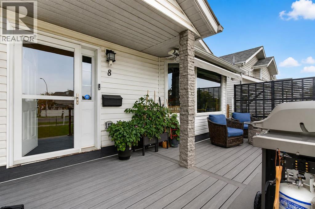 8 Erin Meadow Way SE, Calgary, Alberta  T2B 3A2 - Photo 3 - A2329510