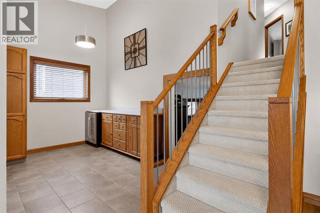 8 Erin Meadow Way SE, Calgary, Alberta  T2B 3A2 - Photo 12 - A2329510