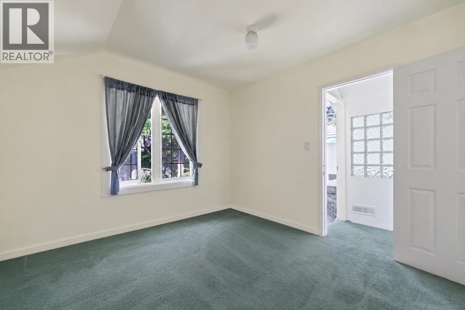 1376 11th Street, West Vancouver, British Columbia  V7T 2M9 - Photo 11 - R3129227