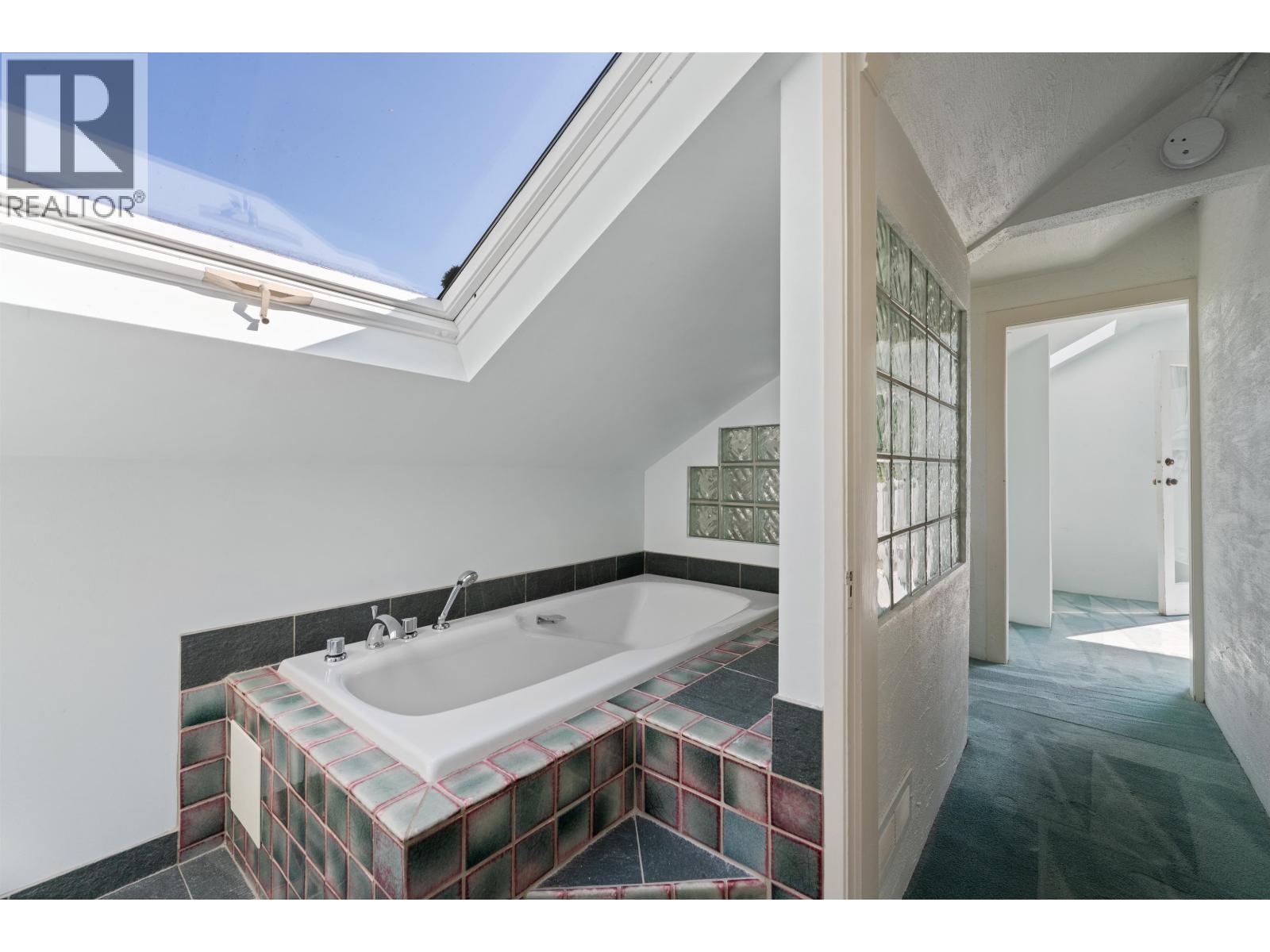 1376 11th Street, West Vancouver, British Columbia  V7T 2M9 - Photo 10 - R3129227