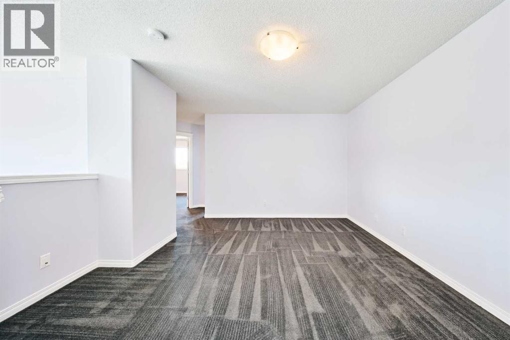 153 Royal Birch Bay NW, Calgary, Alberta  T3G 5X6 - Photo 23 - A2331721