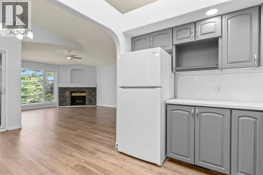 162 Millbank Hill SW, Calgary, Alberta  T2Y 2Z2 - Photo 8 - A2332303