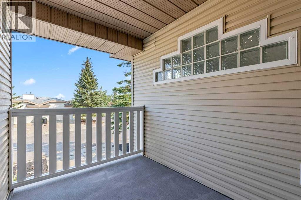 162 Millbank Hill SW, Calgary, Alberta  T2Y 2Z2 - Photo 9 - A2332303