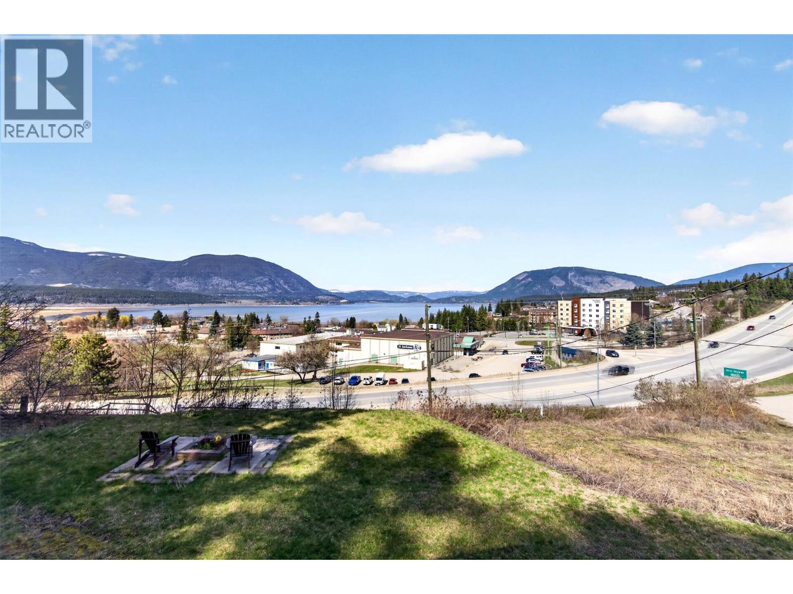 1360 Trans Canada Highway NE, Salmon Arm, British Columbia