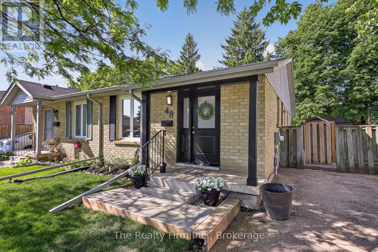 48 Naskapi Street, Woodstock, Ontario  N4T 1G6 - Photo 3 - X13640636