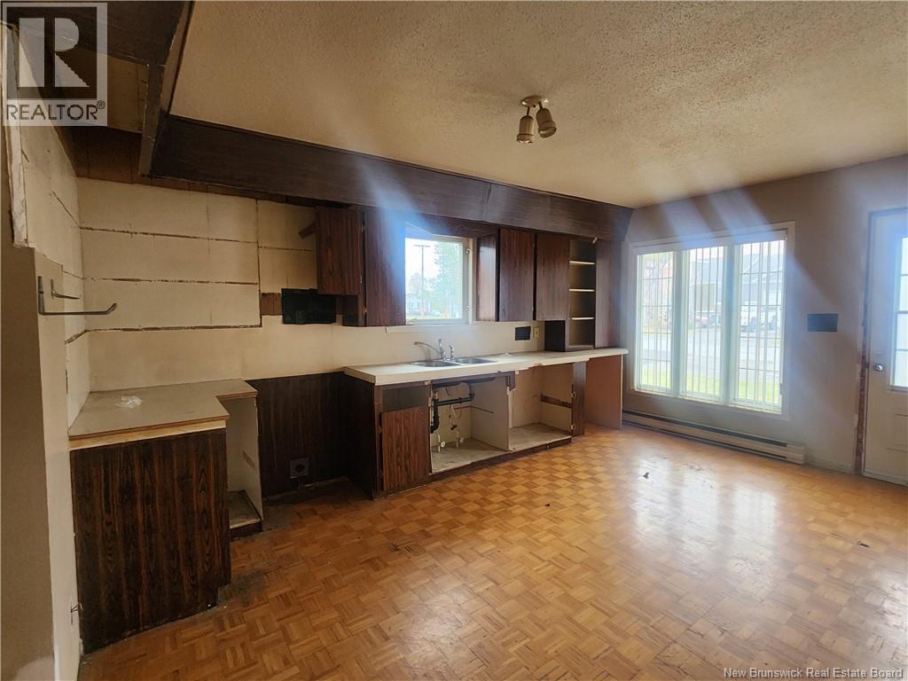 32 Rue Pelletier, Saint-Quentin, New Brunswick  E8A 1Y1 - Photo 3 - NB145397