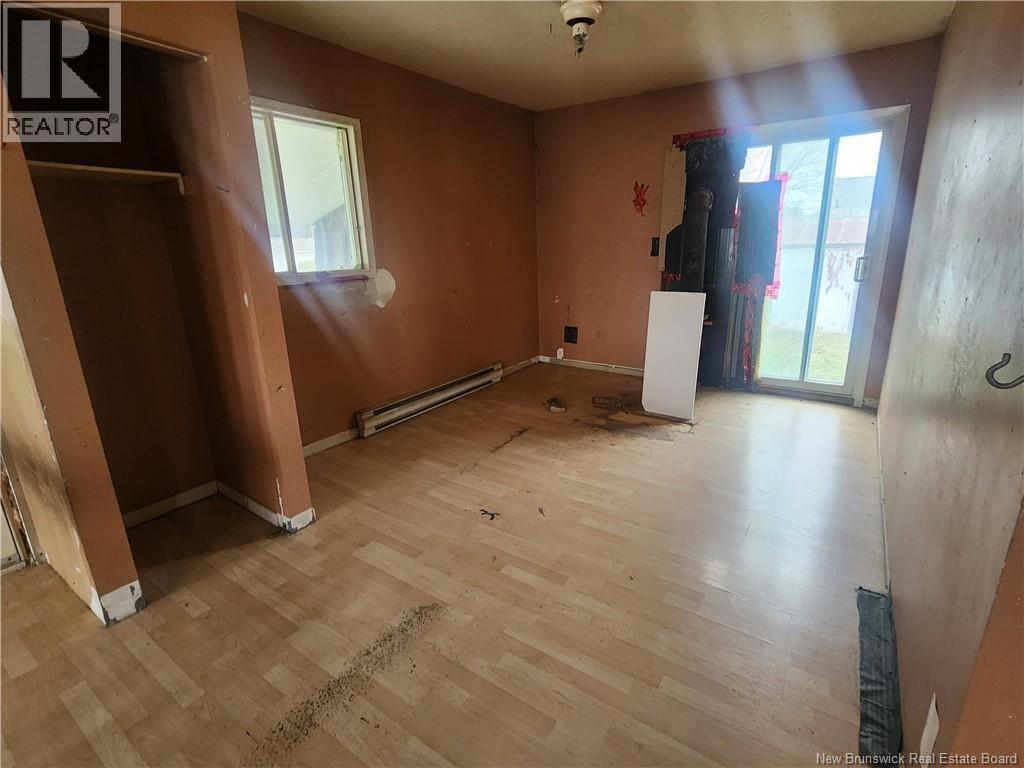 32 Rue Pelletier, Saint-Quentin, New Brunswick  E8A 1Y1 - Photo 5 - NB145397