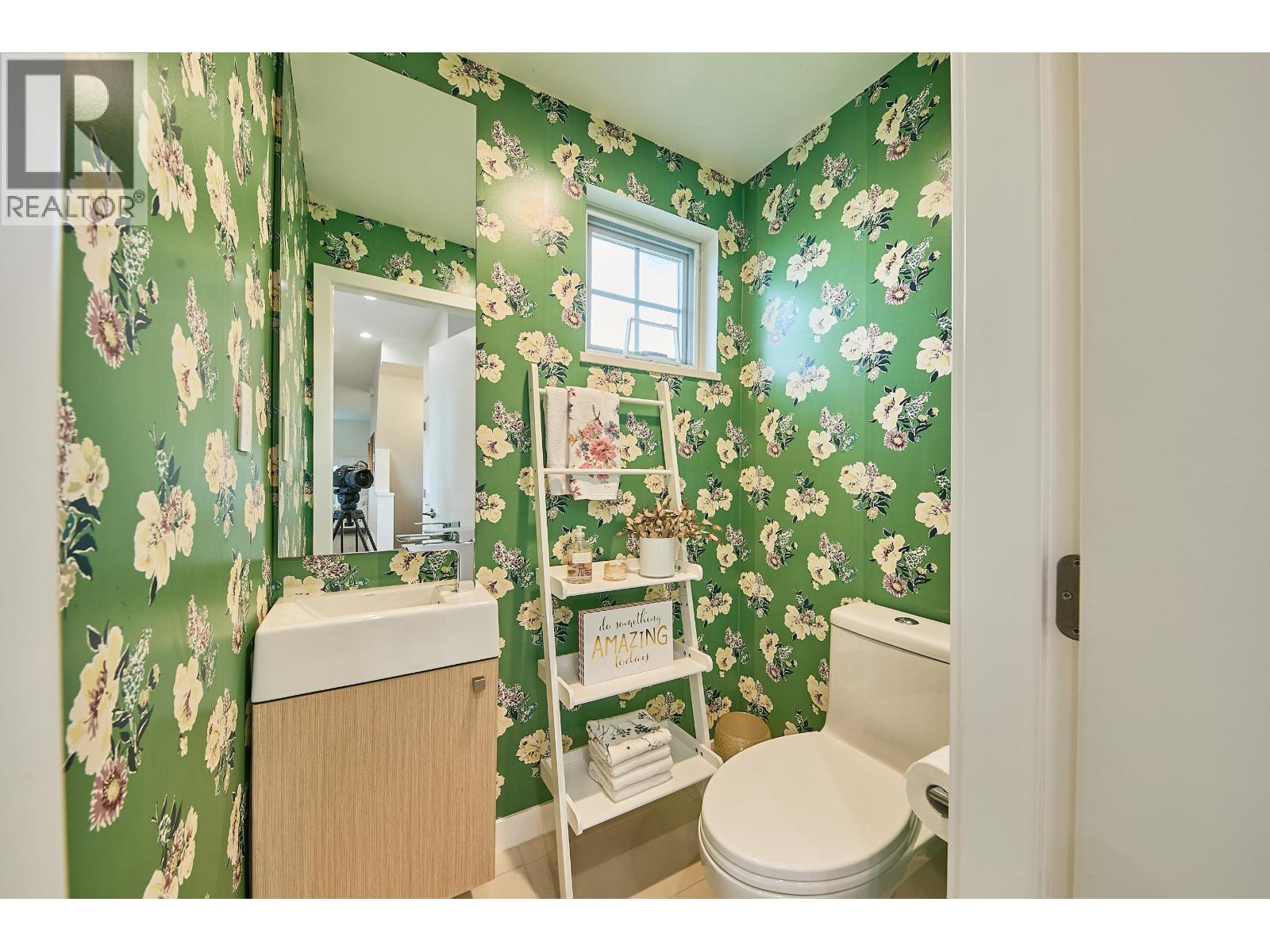 204 19451 Sutton Avenue, Pitt Meadows, British Columbia  V3Y 0G6 - Photo 12 - R3152760